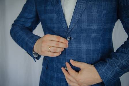 2025 Men’s Suit Trends: Bold Statements & Timeless Sophistication