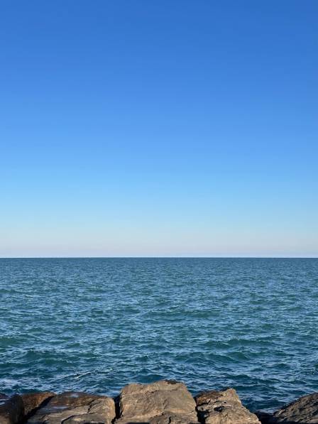 Sea’s Shimmering Smile Line